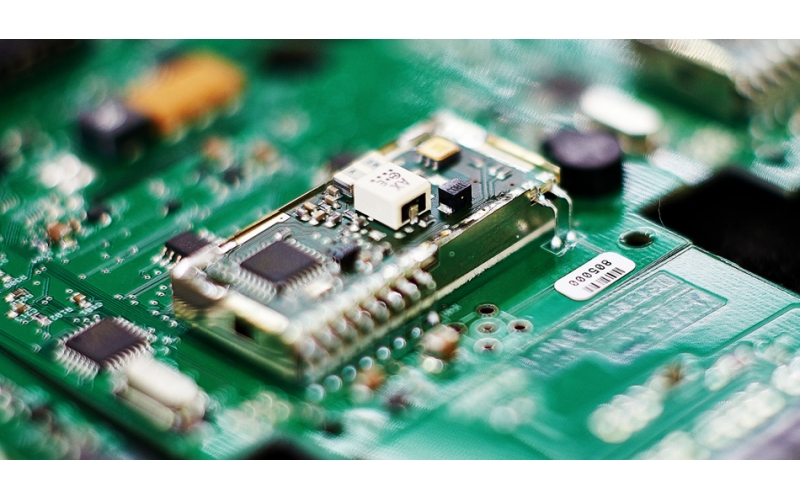 如何比较不同PCBA供应商的报价