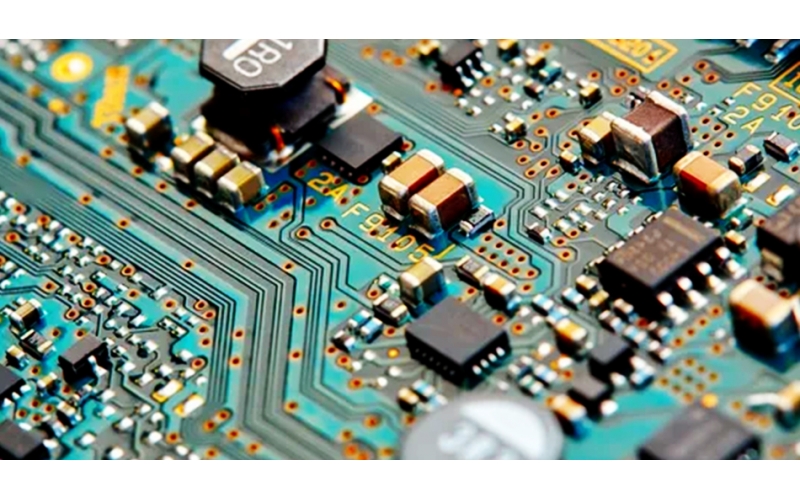 如何选择具备高精度加工能力的PCBA工厂？